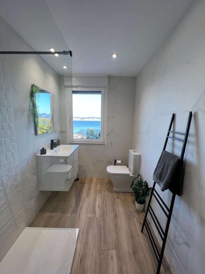 Apartamento En Cangas - Vistas Al Mar Ngoại thất bức ảnh